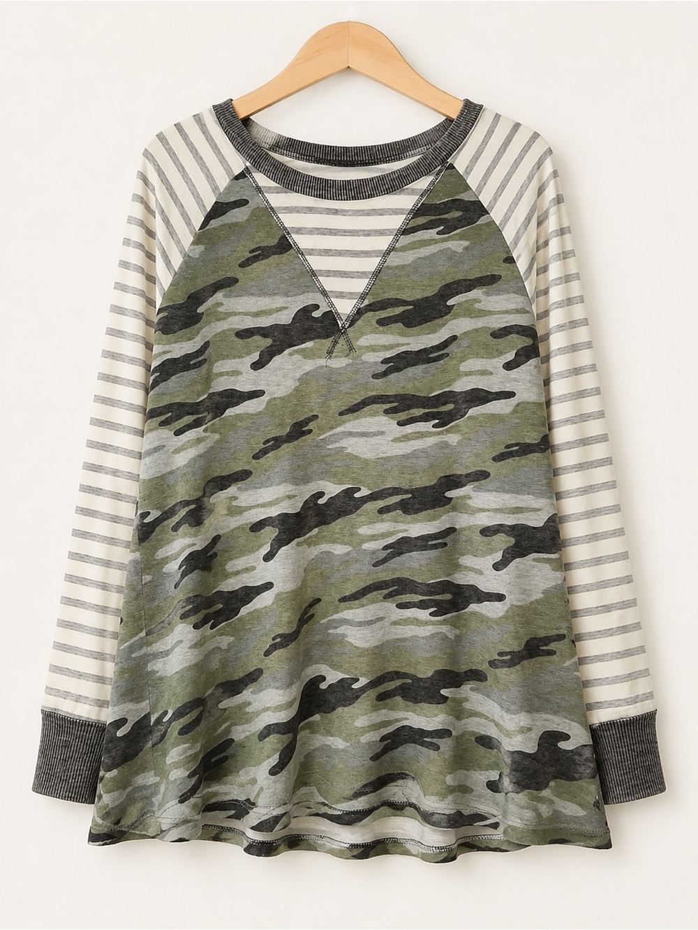 Vanilla Bay Large Camo Striped Long Sleeve Tunic Top Green Gray Colorblock